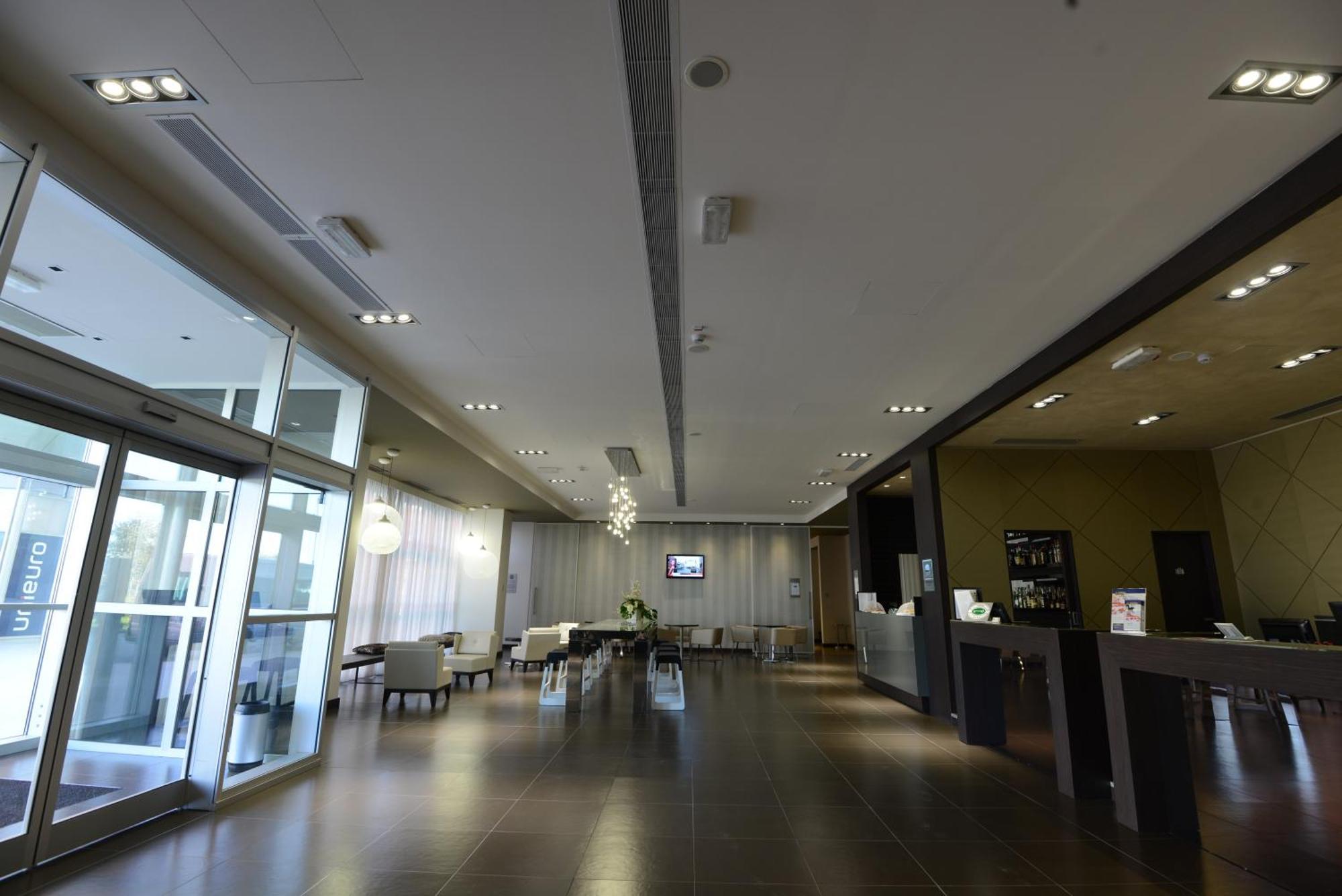 Best Western Premier Chc Airport Genoa Ngoại thất bức ảnh