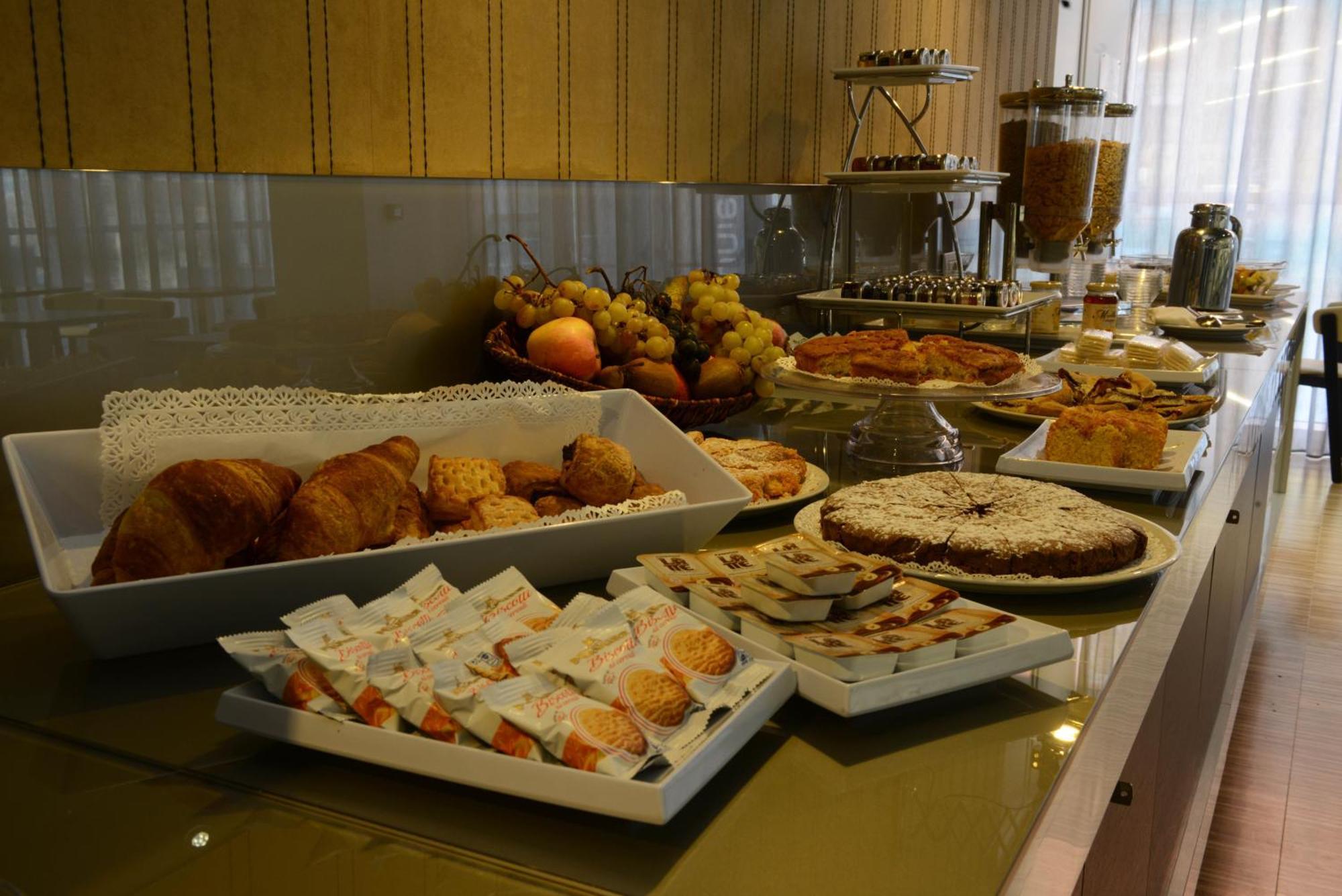 Best Western Premier Chc Airport Genoa Ngoại thất bức ảnh