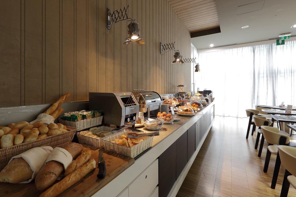 Best Western Premier Chc Airport Genoa Ngoại thất bức ảnh
